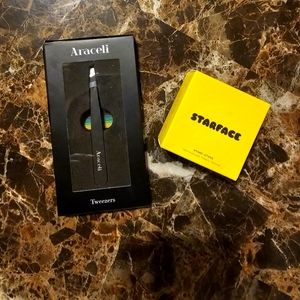 NWT Starface and Tweezer Set